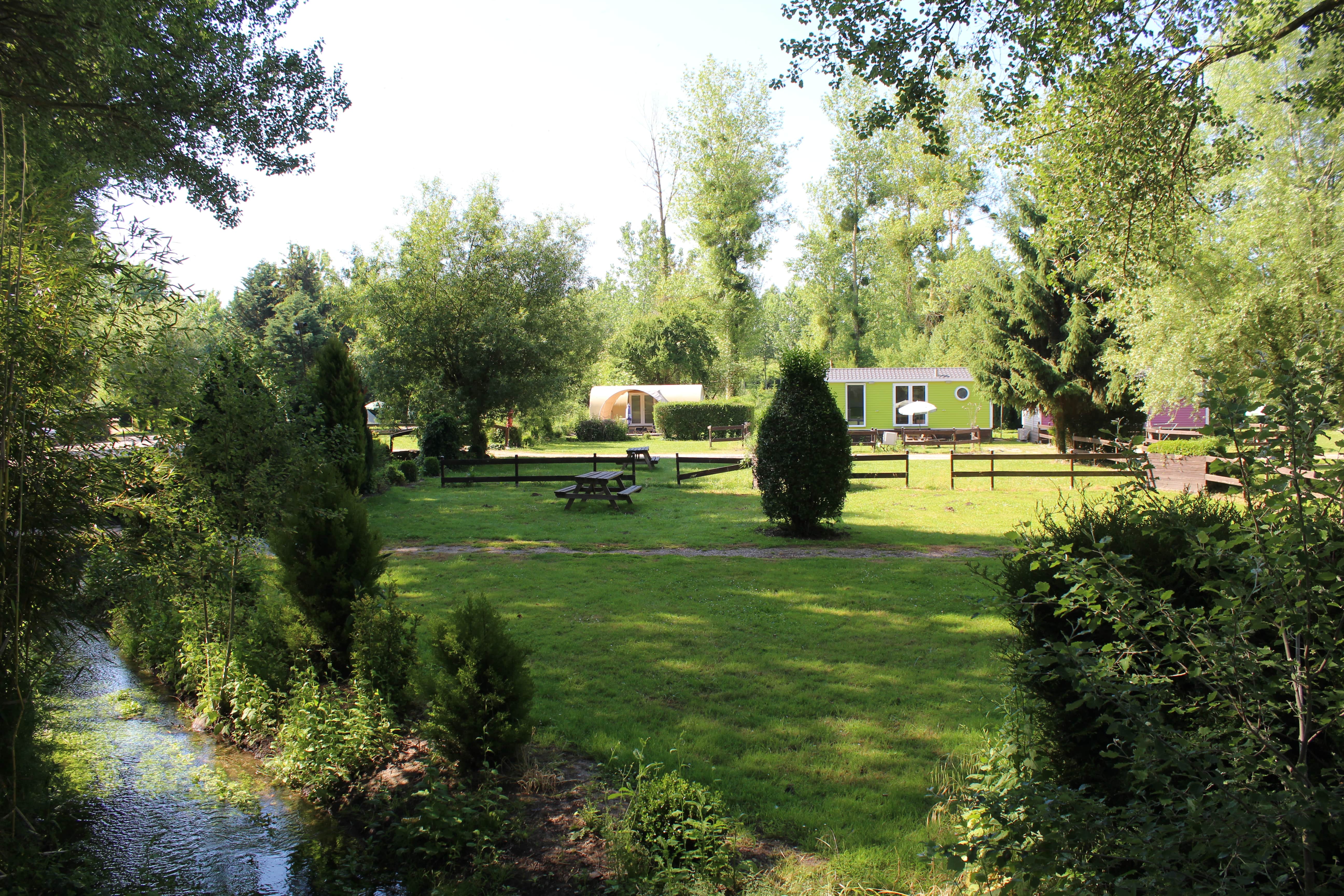 Aire de camping-cars Camping de la Trye, Bresles - photo 3