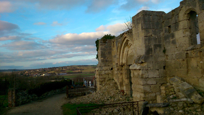Vestiges de l'église Saint-Martin de Maizy