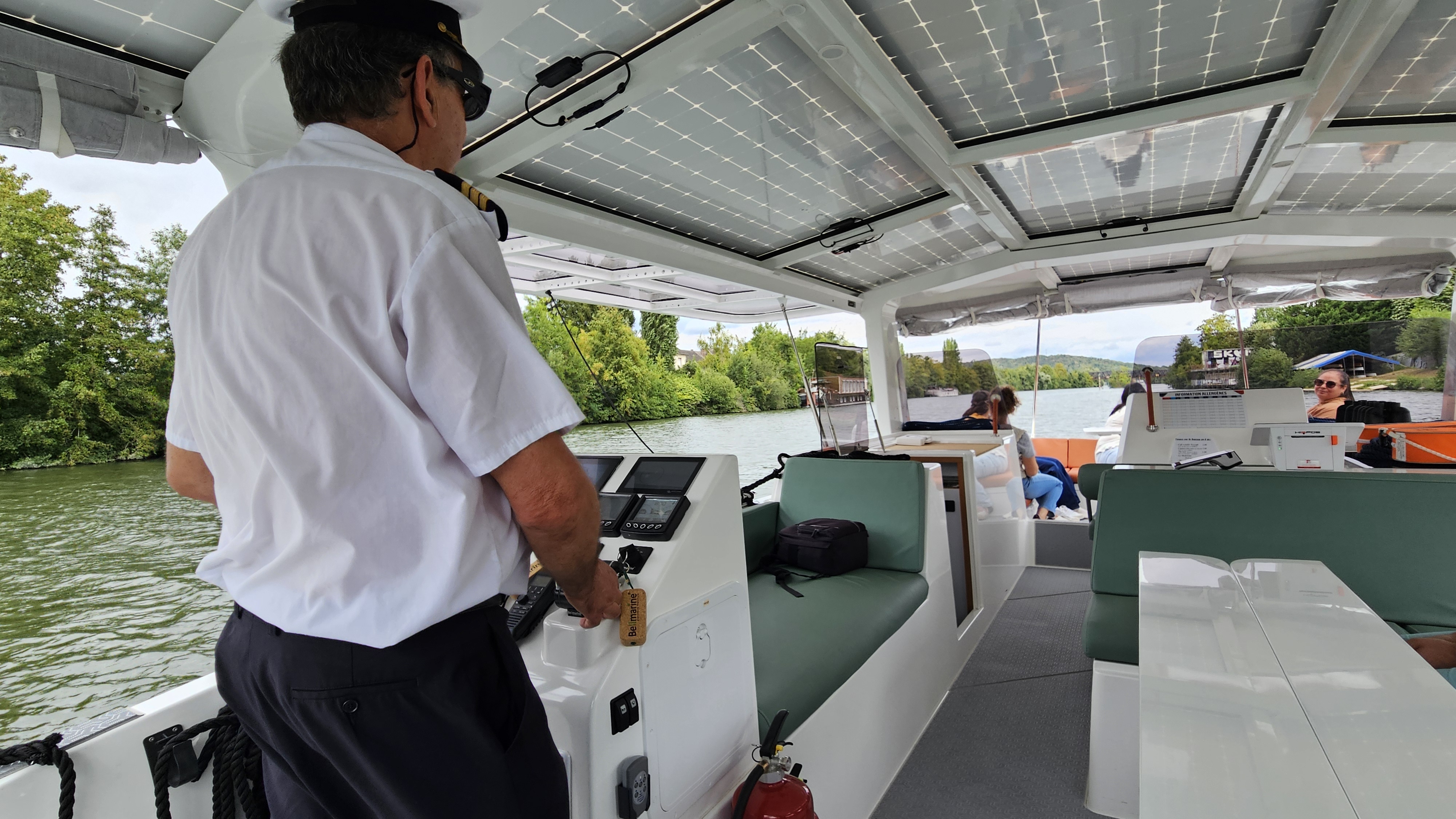 Promenade en catamaran solaire | Compiègne et le passage de l'écluse