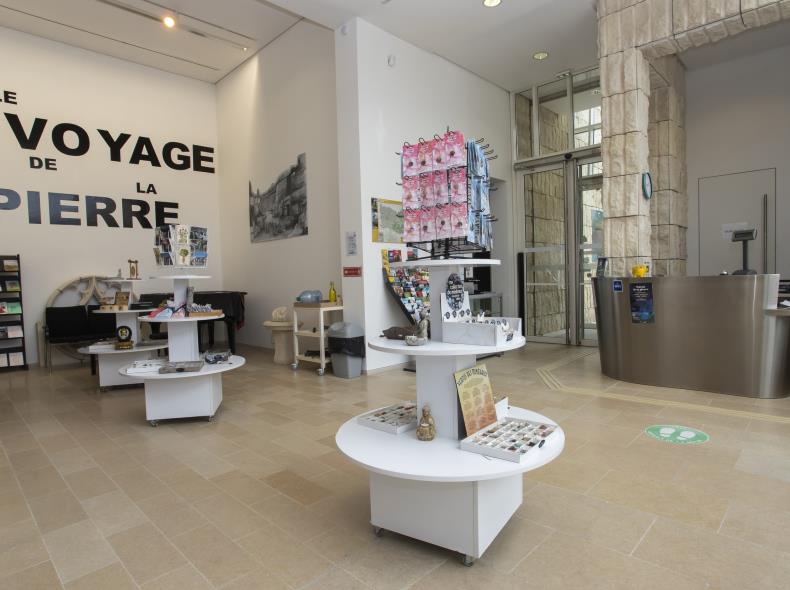 Boutique de la Maison de la Pierre à Saint-Maximin