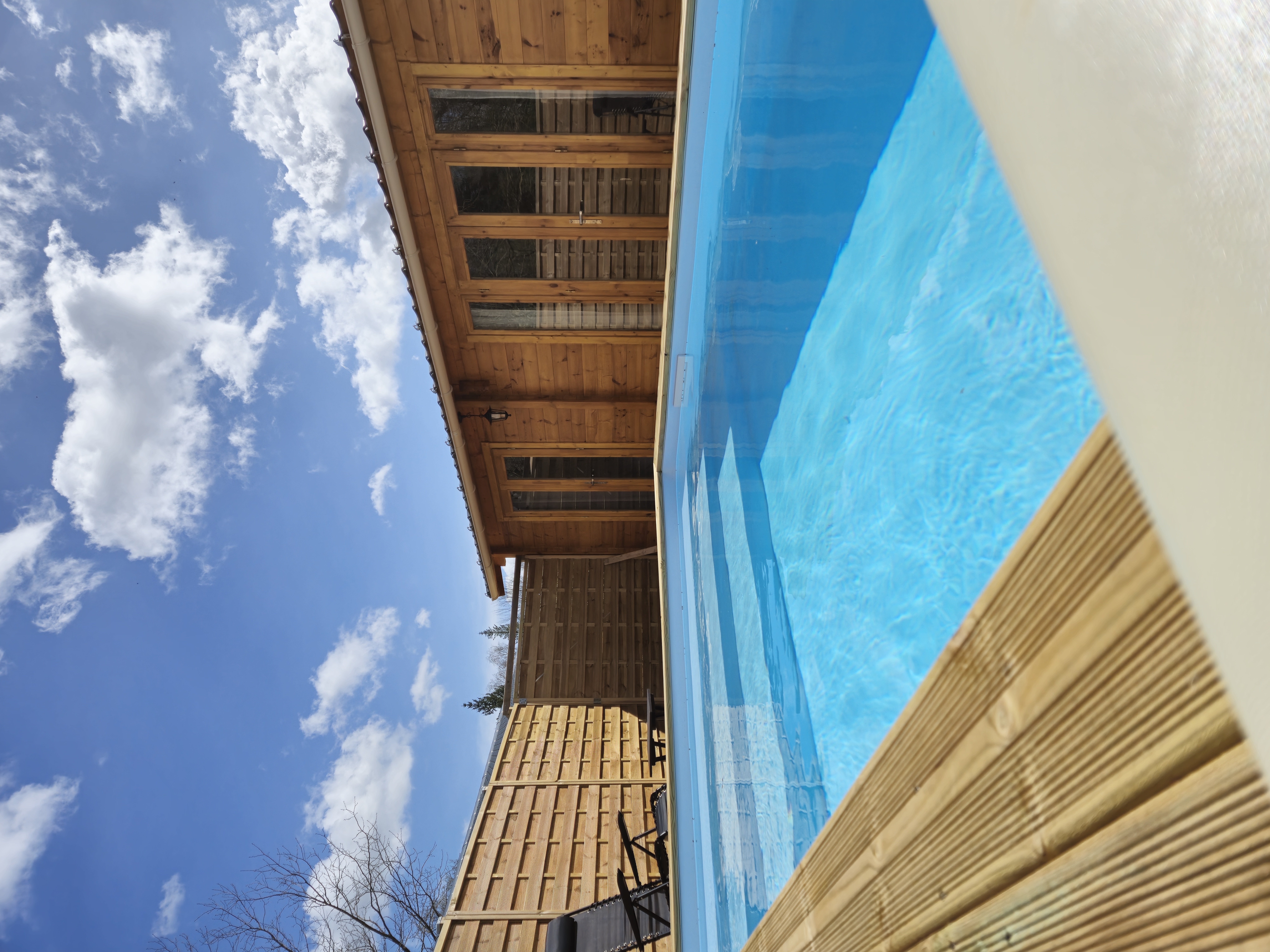 L'enseigne le chalet