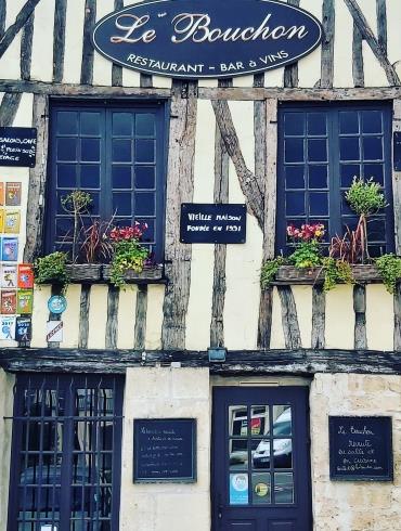 Le Bouchon_Facebook