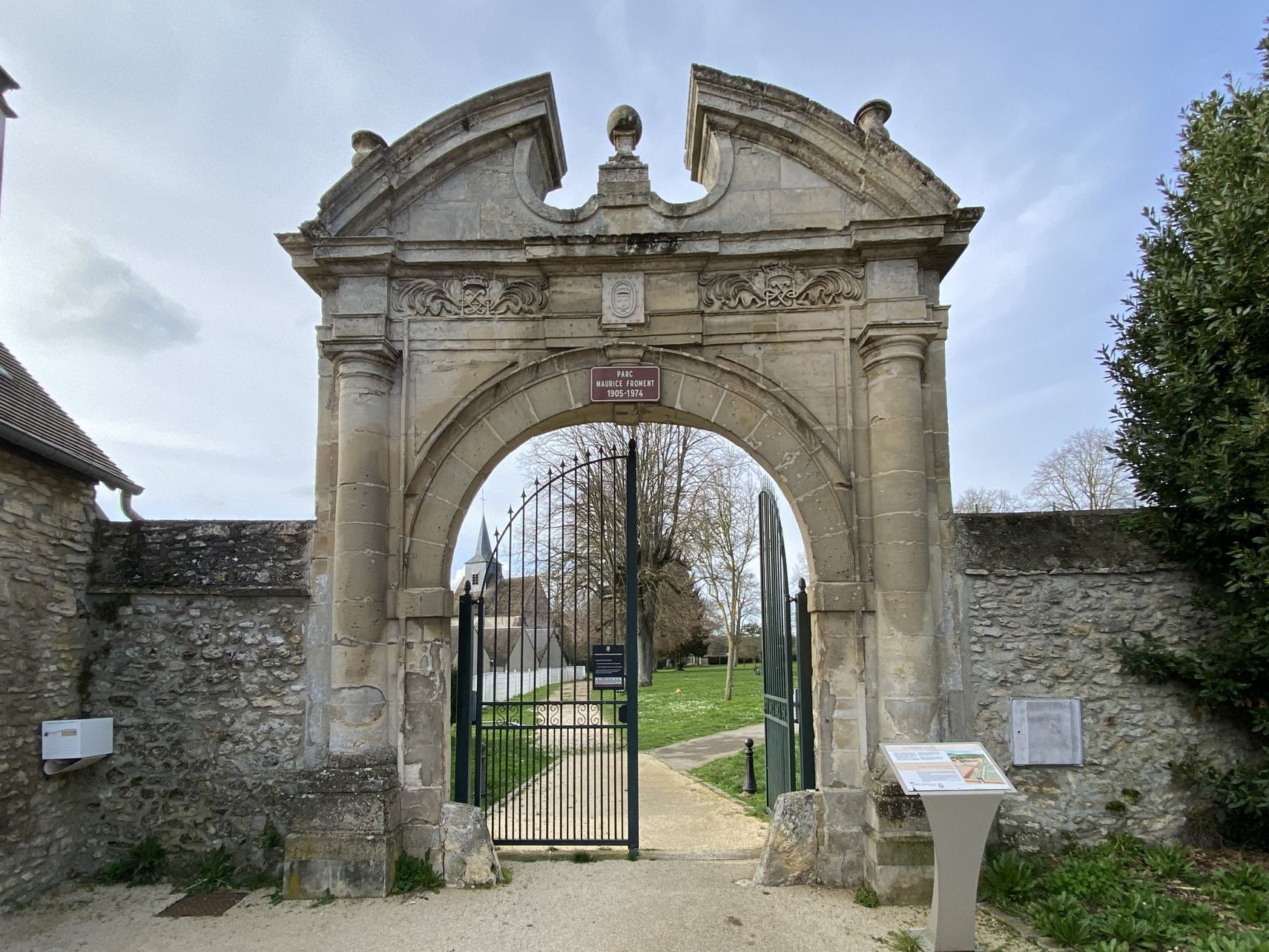 Patrimoine Trie-Châtelain, Trie-Château - photo 4