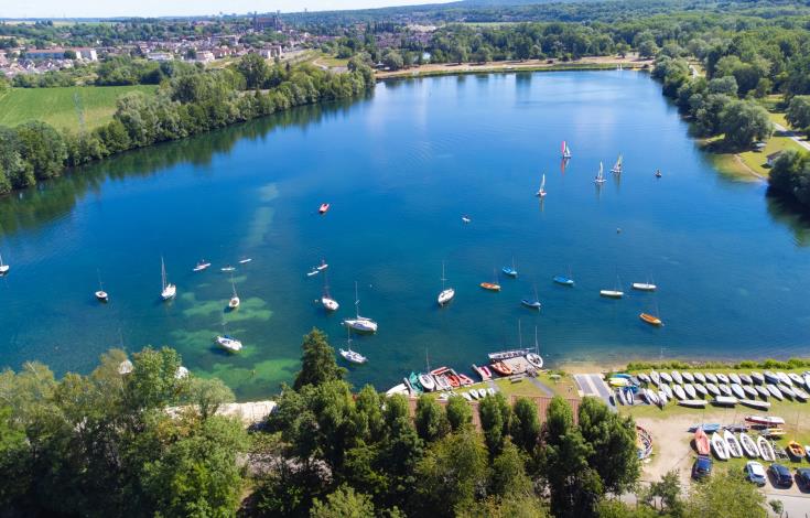 Cours de voile à la base nautique de Saint-Leu-d'Esserent