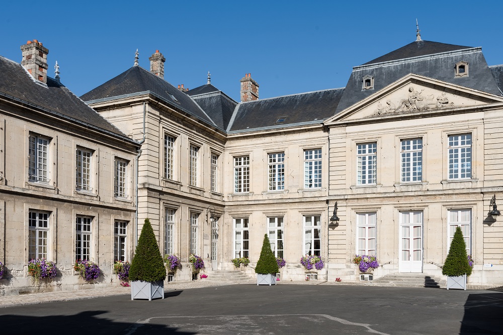 Hôtel de ville < Soissons < Aisne