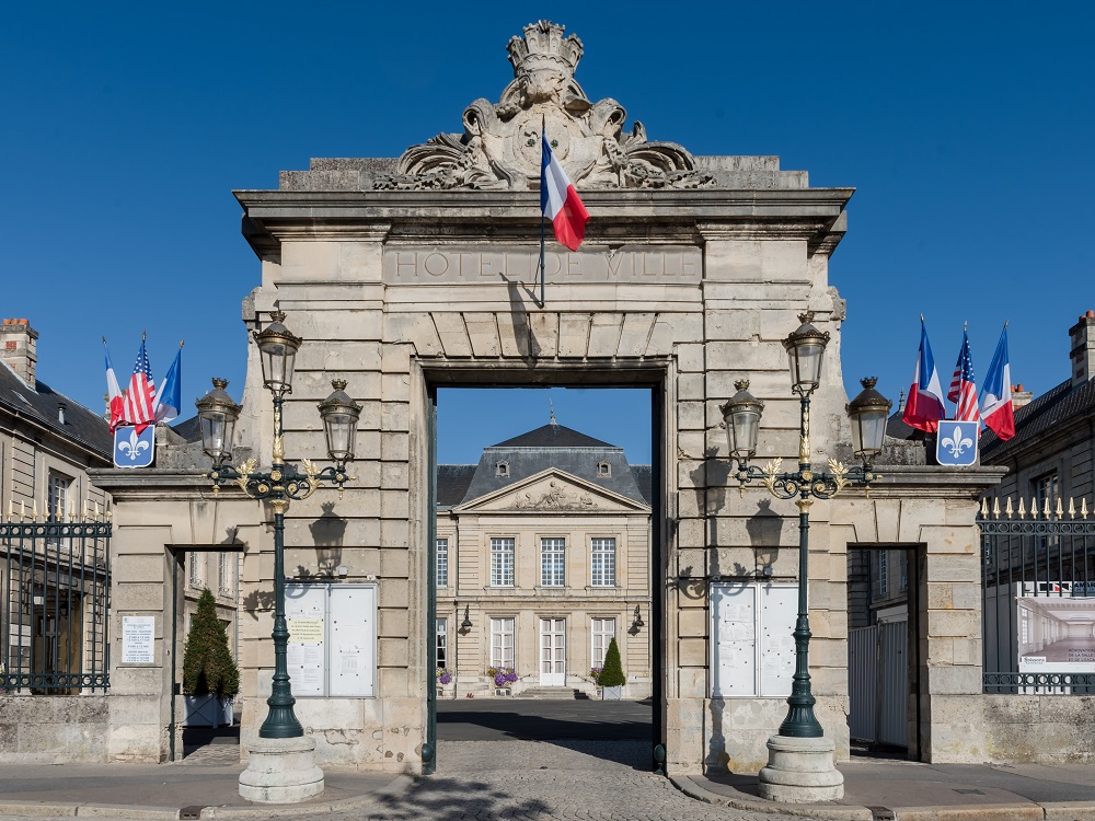 Hôtel de Ville < Soissons < Aisne
