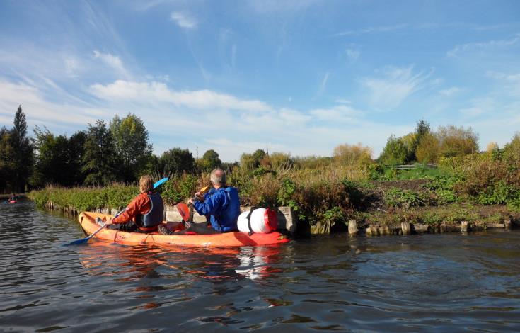 Canoë de Hermes
