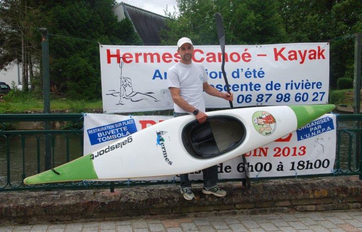 Canoë de Hermes