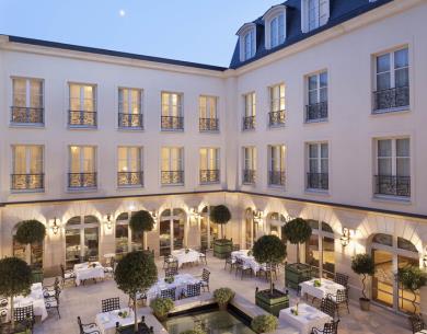 Chantilly_auberge du jeu de paume _ patio ©Christophe Bielsa