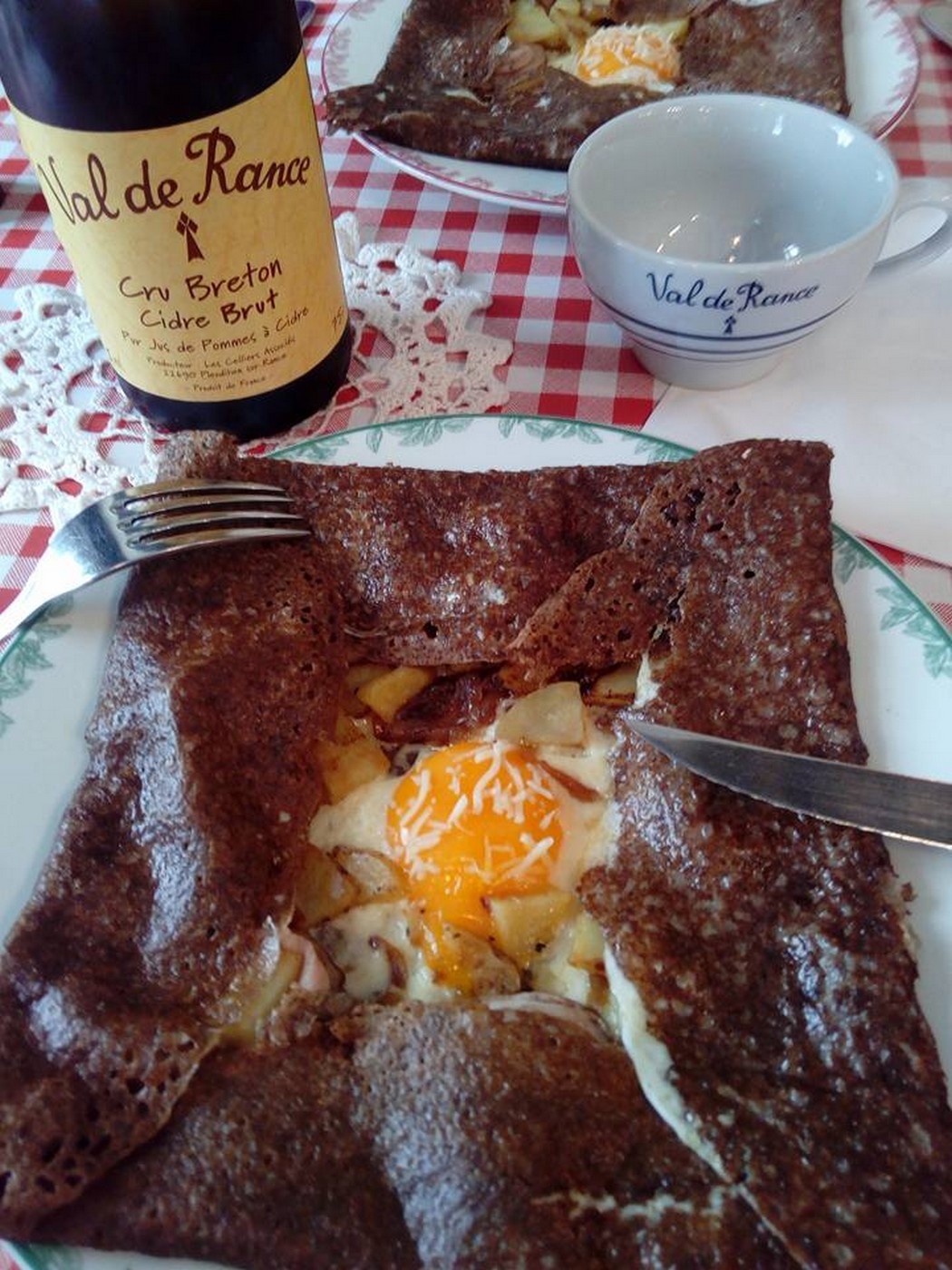 Crêpe salée Tri-Martolod © Robiquet Pascal