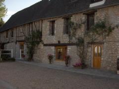 CHAUMONT-EN-VEXIN Le relais des hirondelles
