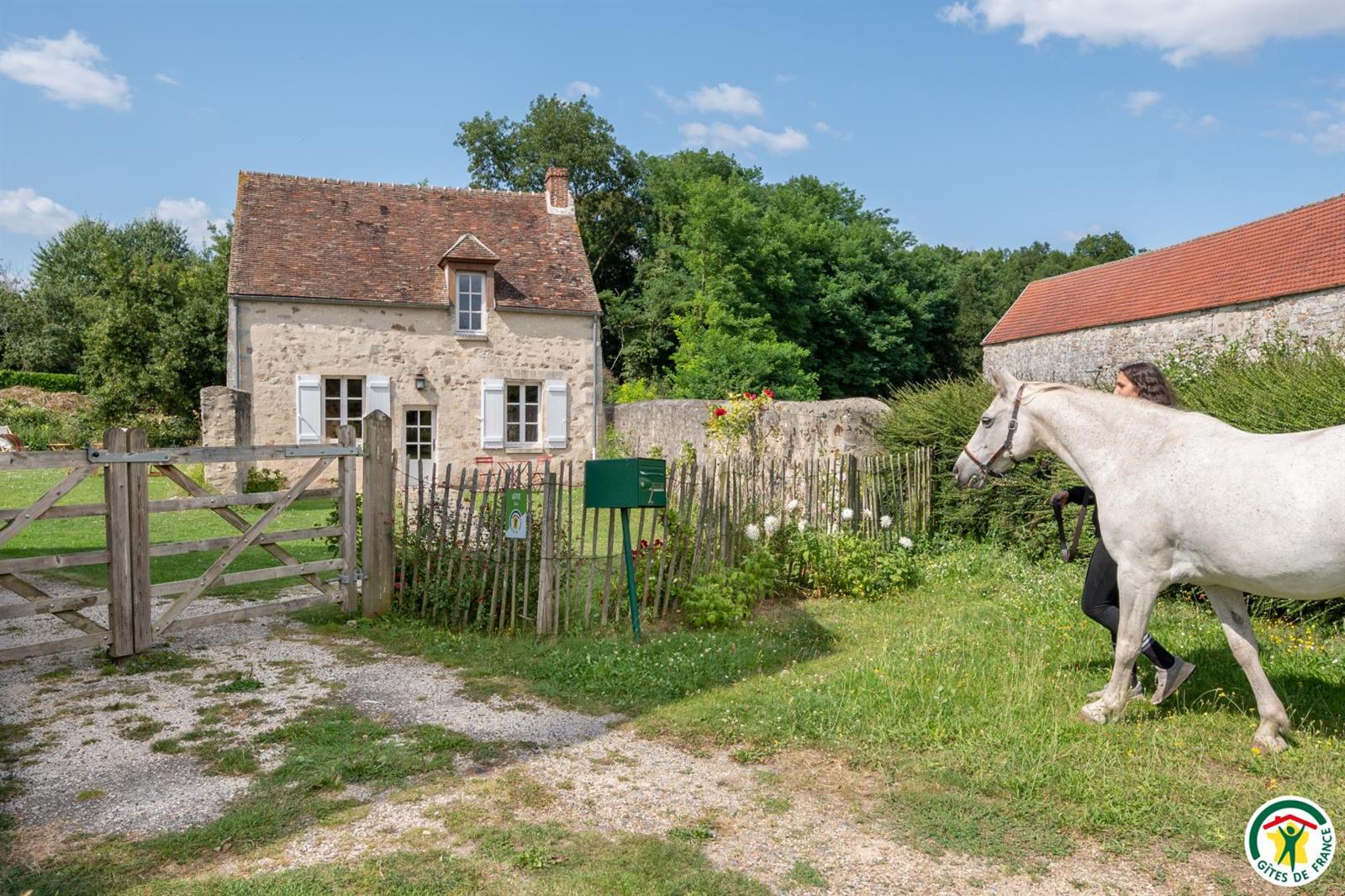 MONTEPILLOY Le Logis de la Tour