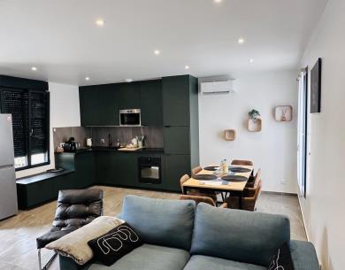 JAUX Le 4