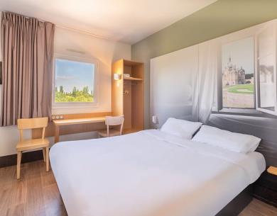 Chambre double Hôtel B&B Creil Chantilly