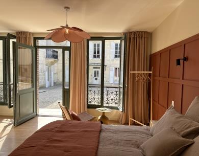 CHATEAU PRECY SARL