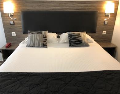 City Hotel 