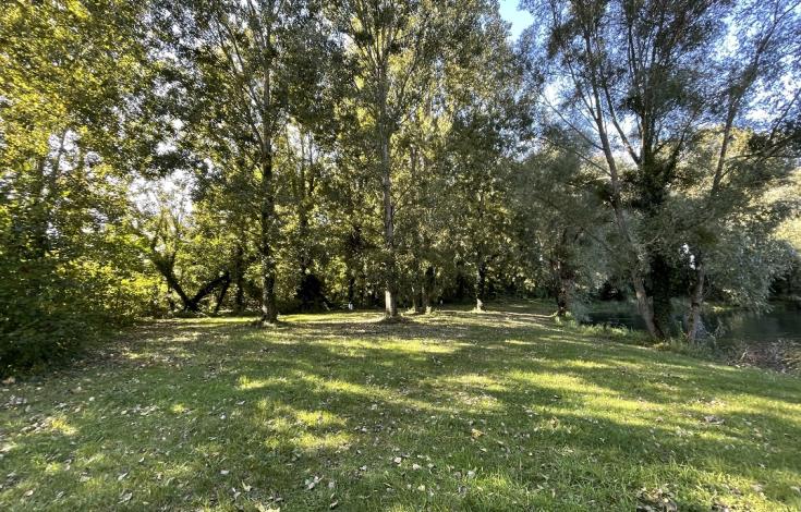 LA VALLÉE DES MIROIRS