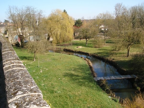 La Nonette vue du Rempart médiéval