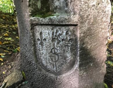PATRIMOINE BORNE ARMORIEE HALATTE OCANA