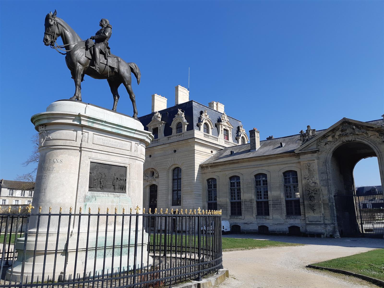 Statue du Duc d'Aumale