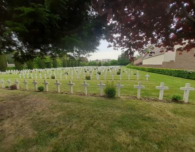 Nécropole militaire française de Beauvais
