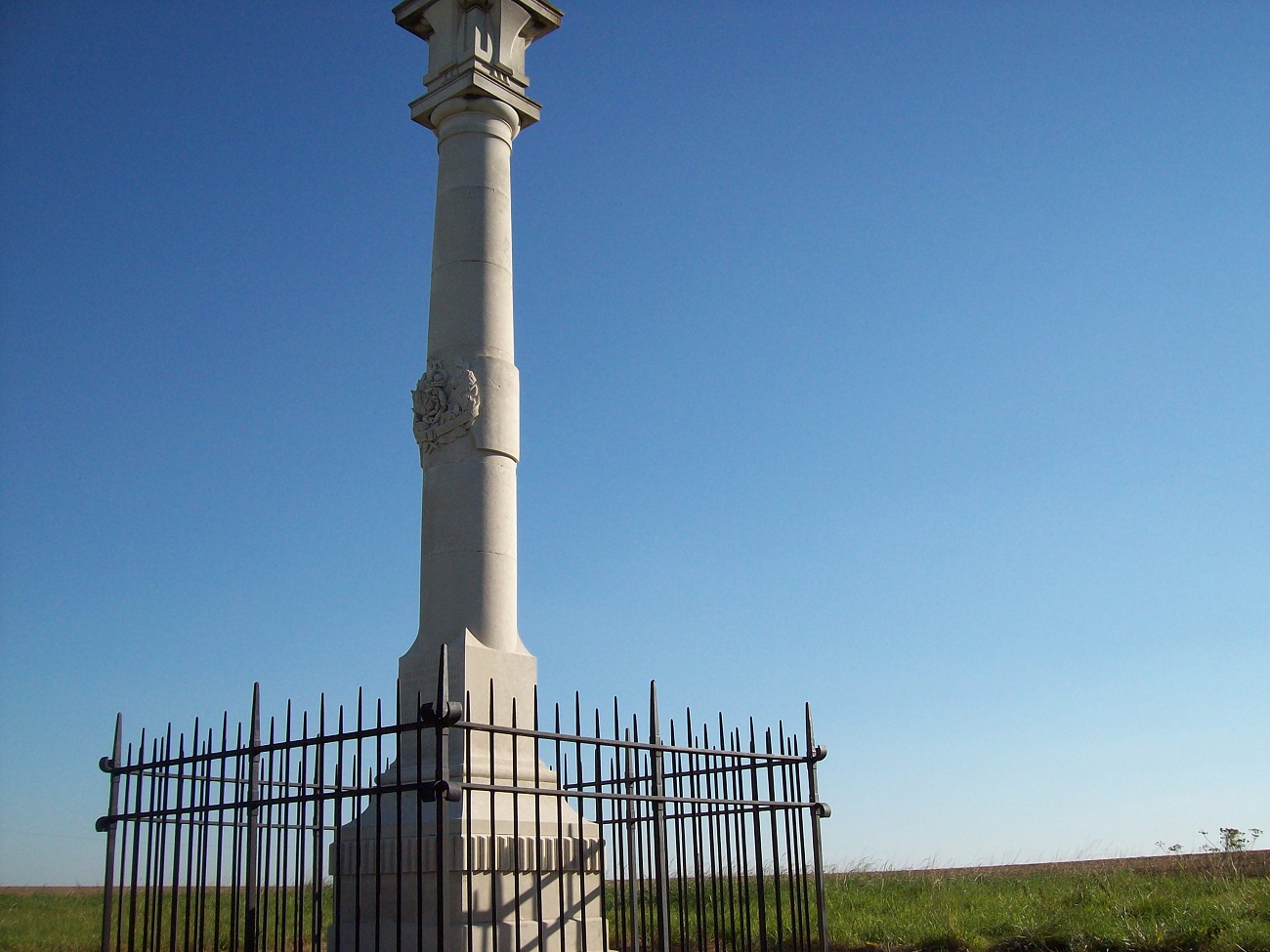 cerny monument SIM
