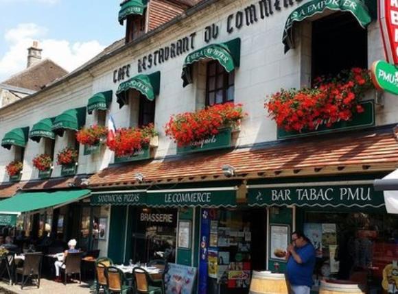Le Commerce