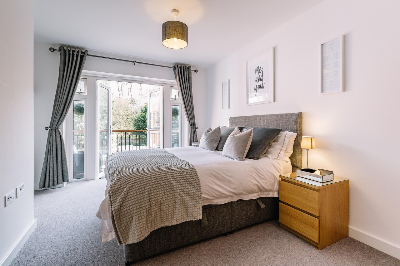 stubaileyphoto-bedroom-5772286_1280